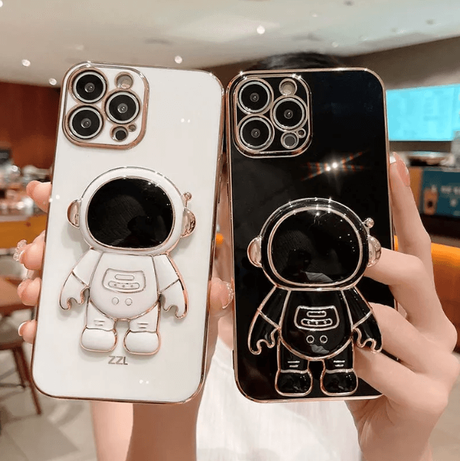 Astronaut Design Phone Case | Fun Astronaut Stand