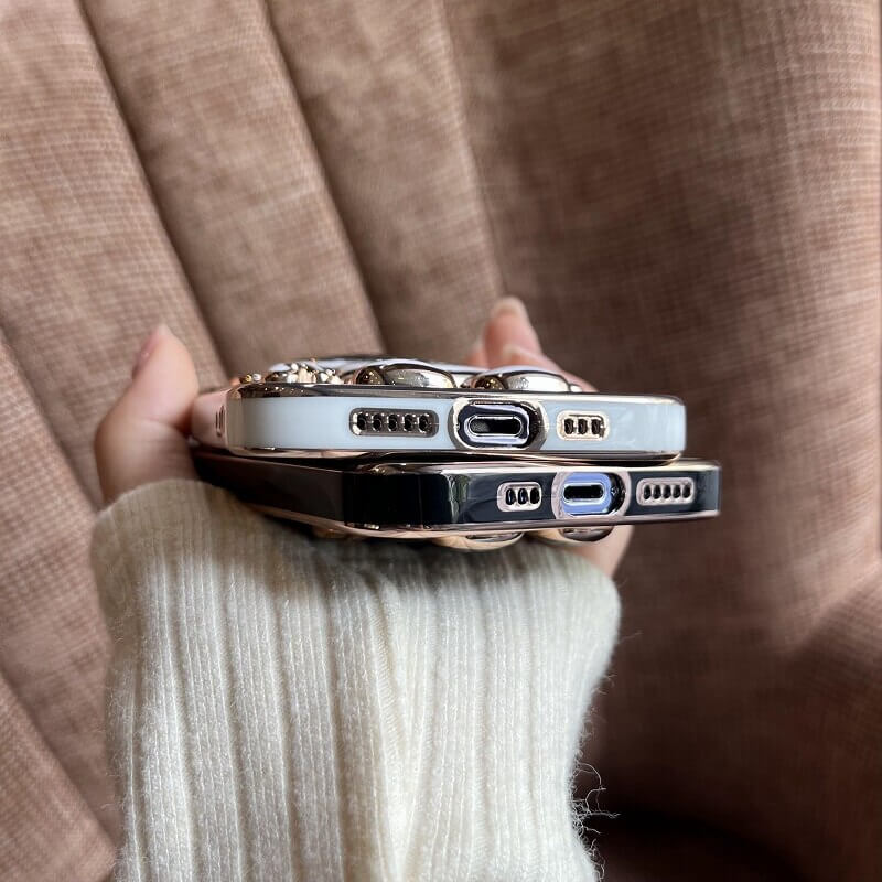 Astronaut Design Phone Case | Fun Astronaut Stand