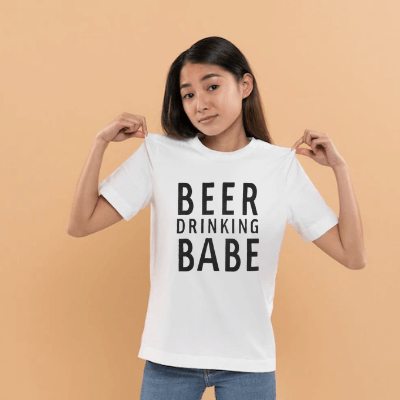 Beer Drinking Babe T-Shirt | Trendy Graphic Tee