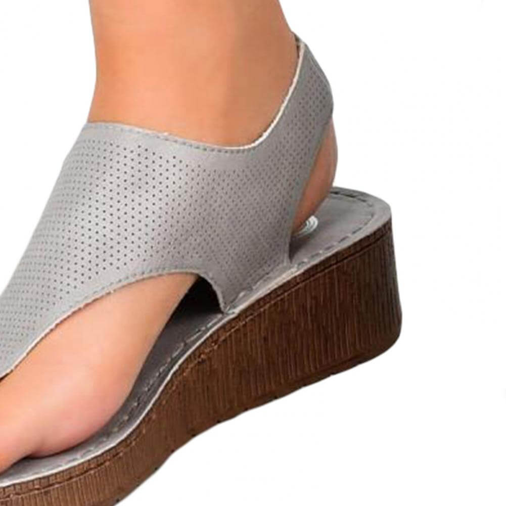 Chic Comfort Wedge Sandals | Trendy Breathable Design