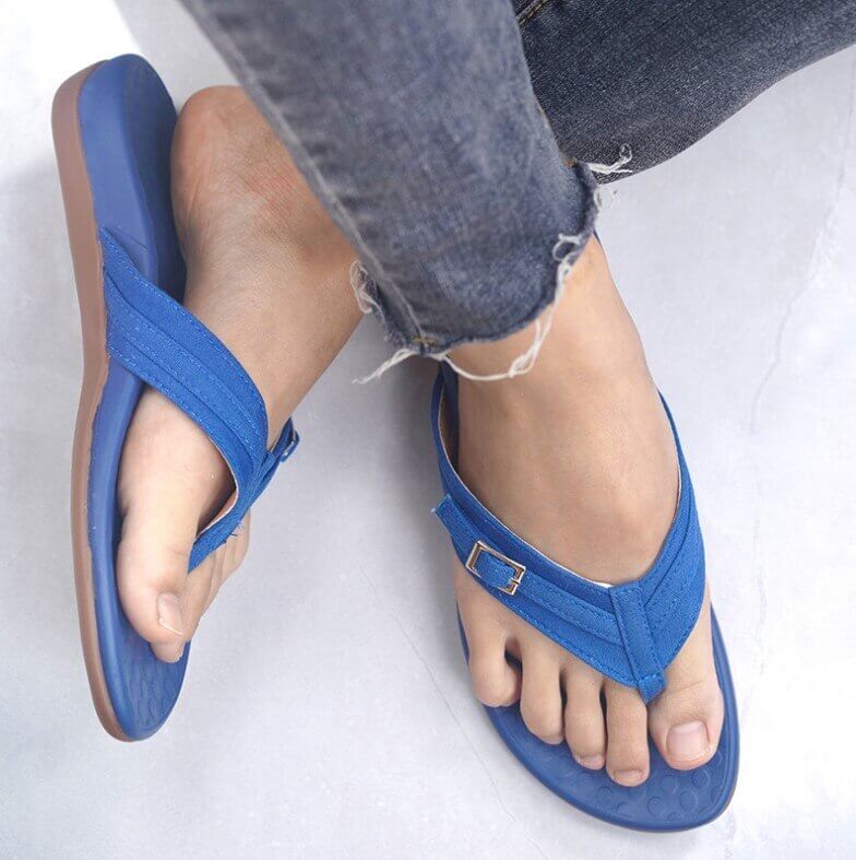 ComfortStride Sandals | Adjustable & Stylish Minimalist Footwear