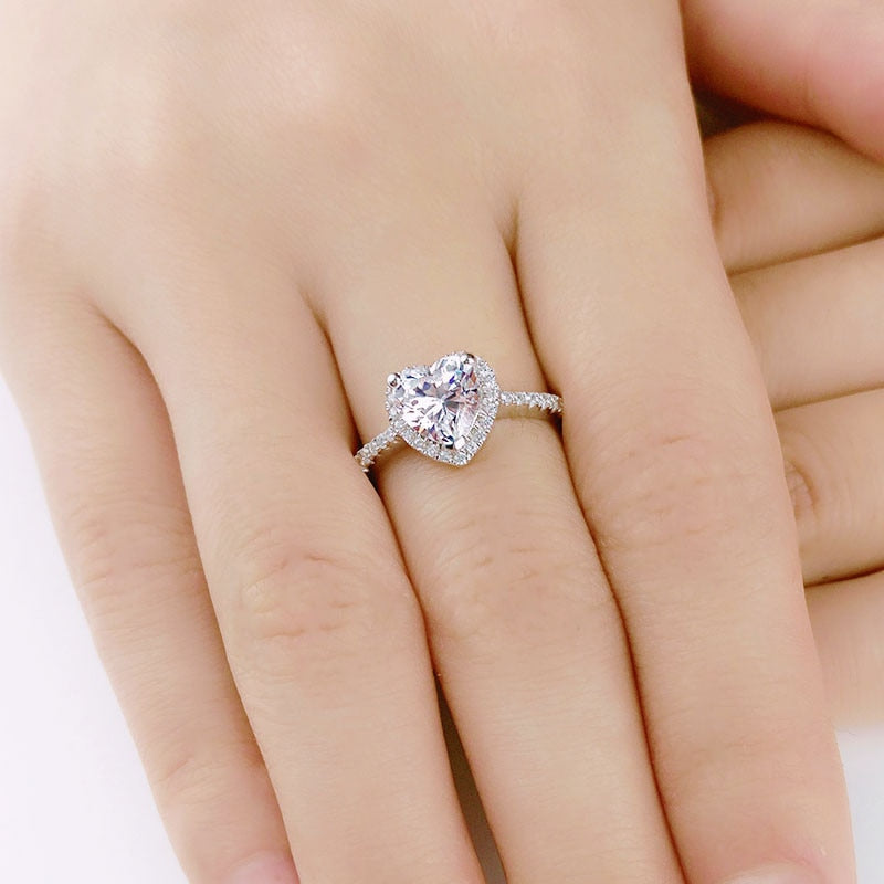 Heart-Shaped Gemstone Jewelry | Sparkling Elegance & Romantic Jewelry