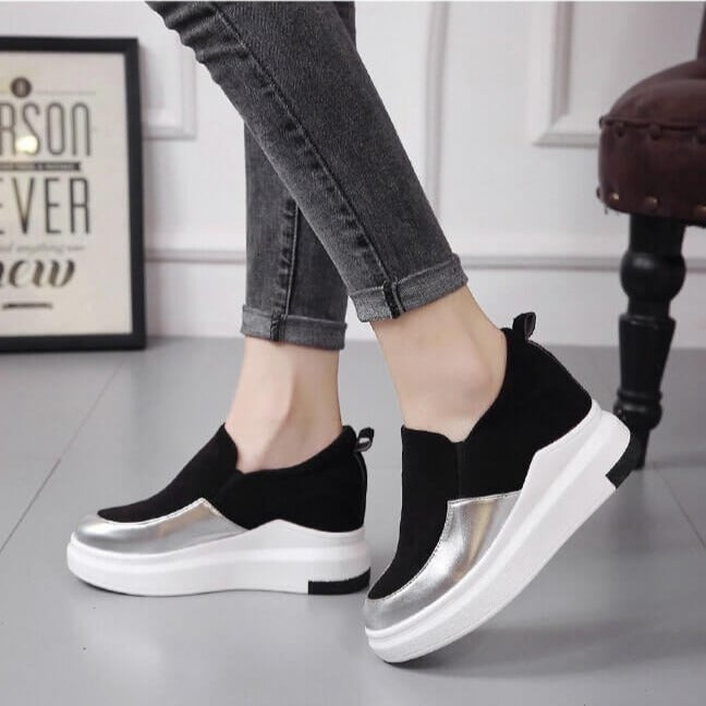 Sleek Slip-On Platform Sneakers | Metallic Accent Sneakers