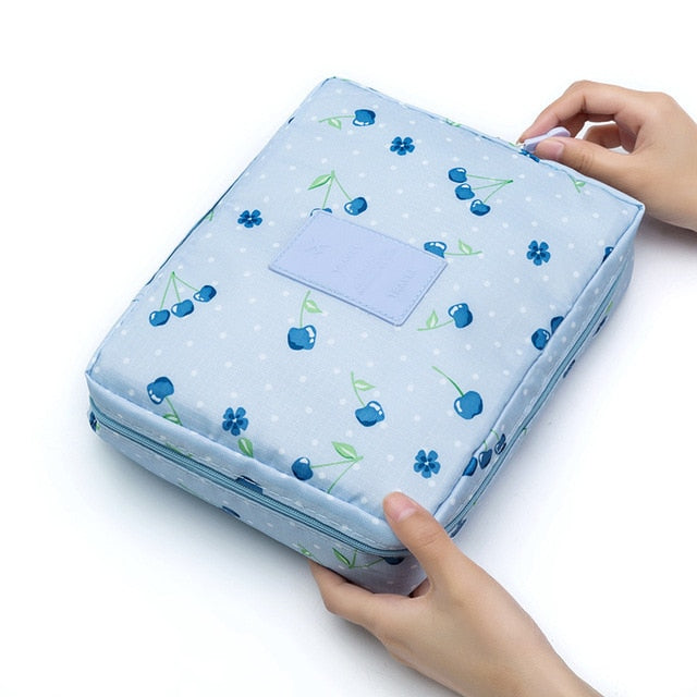 Travel Cosmetic Organizer Bag | Multi-Functional Storage | Fashion-Forward Travel Bag
