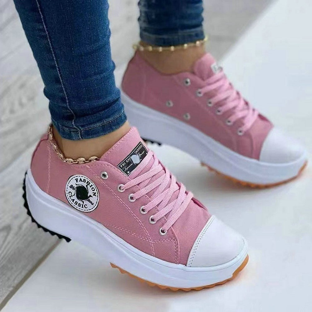 Trendy Platform Sneakers | Fashion-Forward | Stylish & Comfortable
