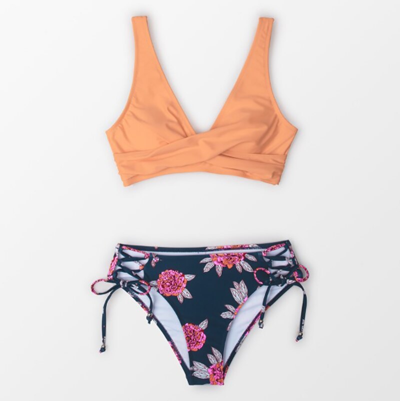 Tropical Breeze Bikini Set | Vibrant Designs Bikini for Sun-Soaked Adventures