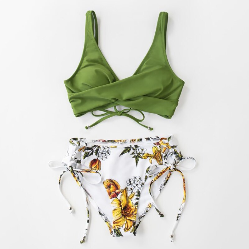 Tropical Breeze Bikini Set | Vibrant Designs Bikini for Sun-Soaked Adventures