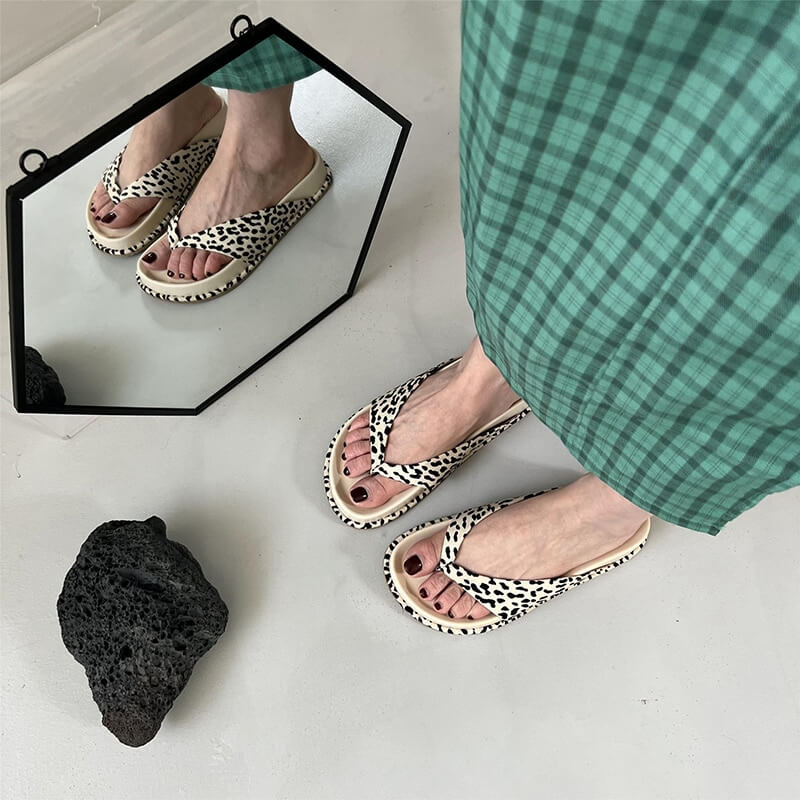 Chic Comfort Slides | Versatile Style