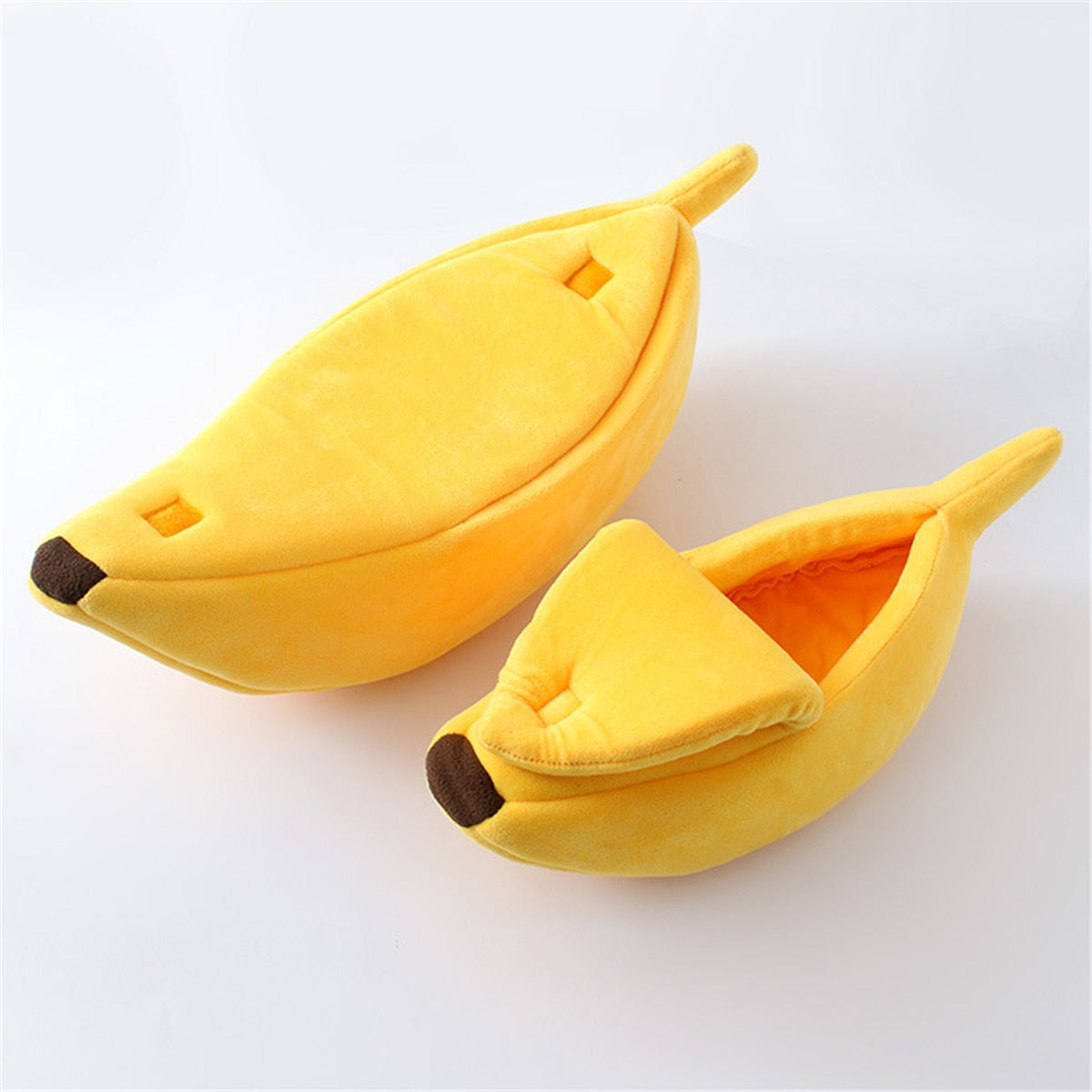 Cozy Banana Pet Bed | Fun & Comfortable Pet Retreat