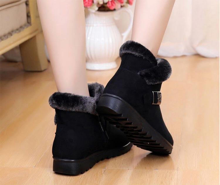 Cozy Fur-Lined Boots | Non-Slip Winter Comfort