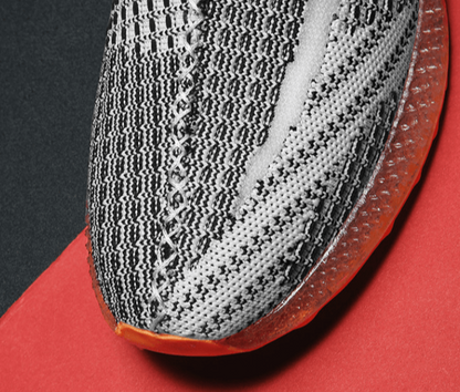 Dynamic Sport Sneakers | Vibrant Sole Design