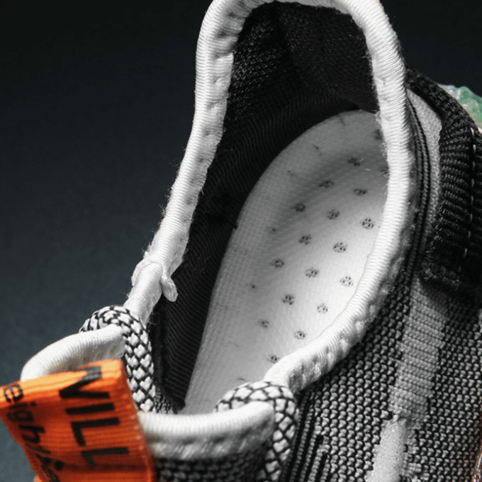 Dynamic Sport Sneakers | Vibrant Sole Design