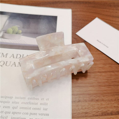 Fashionable Hair Claw Clips | Trendy Patterns & Stylish Accessories