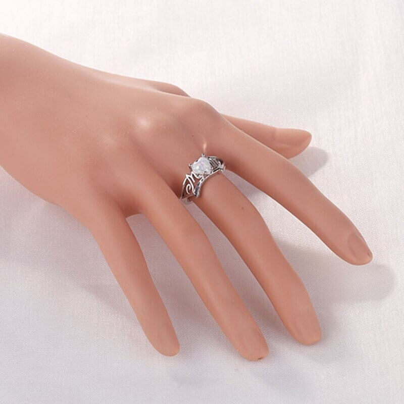 Heart Gemstone Mom Ring | Personalized Elegance Ring