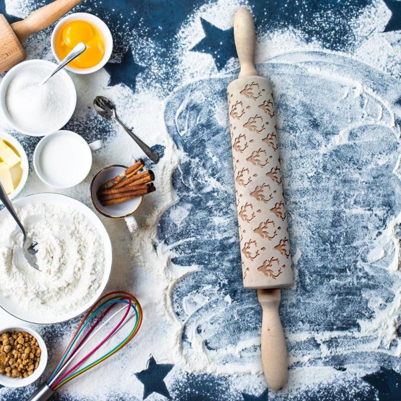 Holiday Embossed Rolling Pin | Festive Bakeware Designs