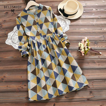 Vintage Patterned Dress | Timeless Button-Down Elegance
